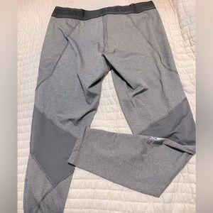 Black and gray leggings